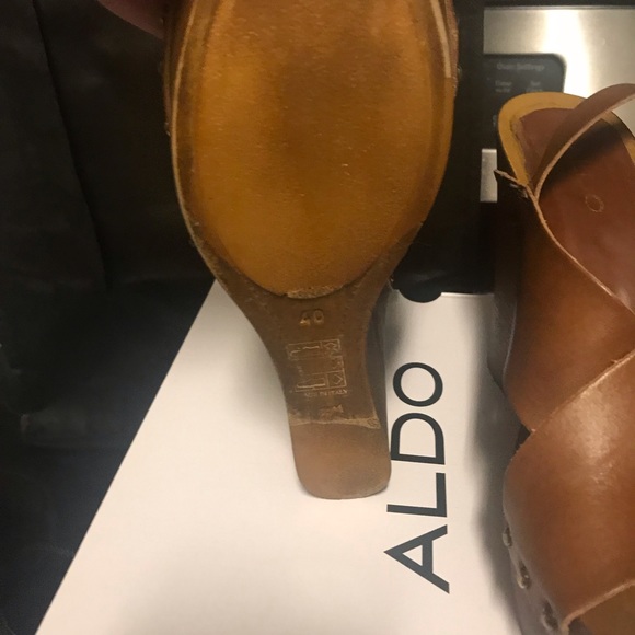 Aldo Brown Leather Wood Sole Wedges Size 9 - Picture 4 of 4
